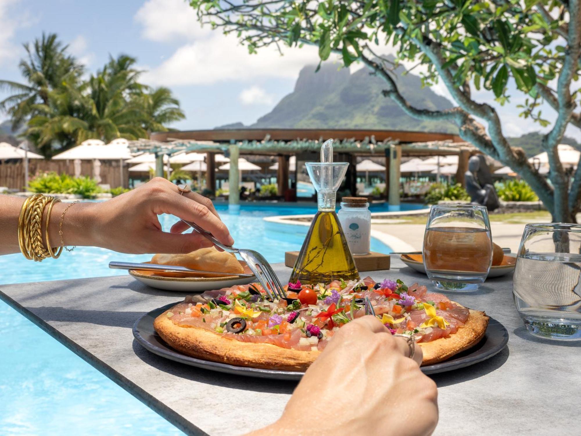 Le Bora Bora By Pearl Resorts Esterno foto